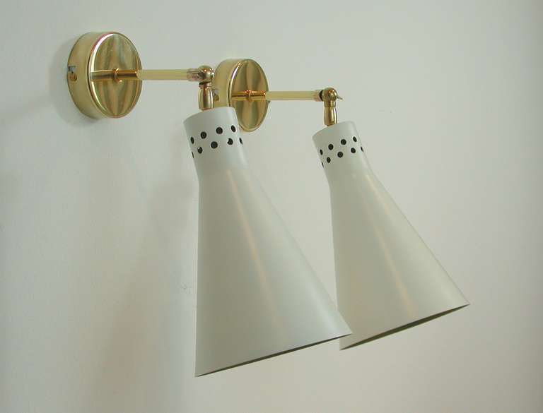 Brass Pair 1950s Mid Century Italian Wall Lamps Sconces in the Manner of Stilnovo