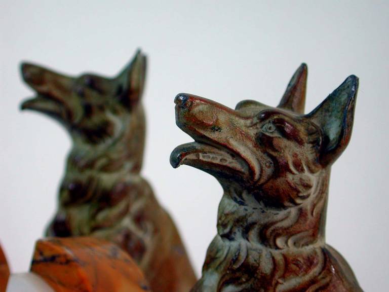 Art Deco French Bookends German Shepherd Dogs in the Manner of Calvin In Good Condition In NUEMBRECHT, NRW