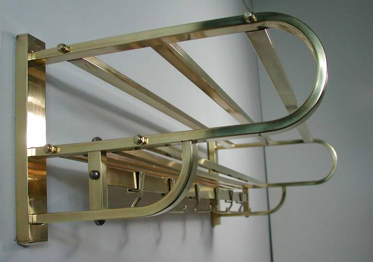 1930s German Art Deco Bauhaus Brass Coat Rack In Excellent Condition In NUEMBRECHT, NRW