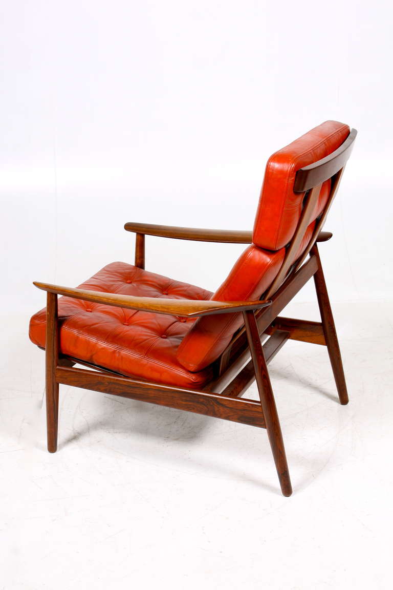 Scandinavian Modern Pair of Easy Chairs by Arne Vodder