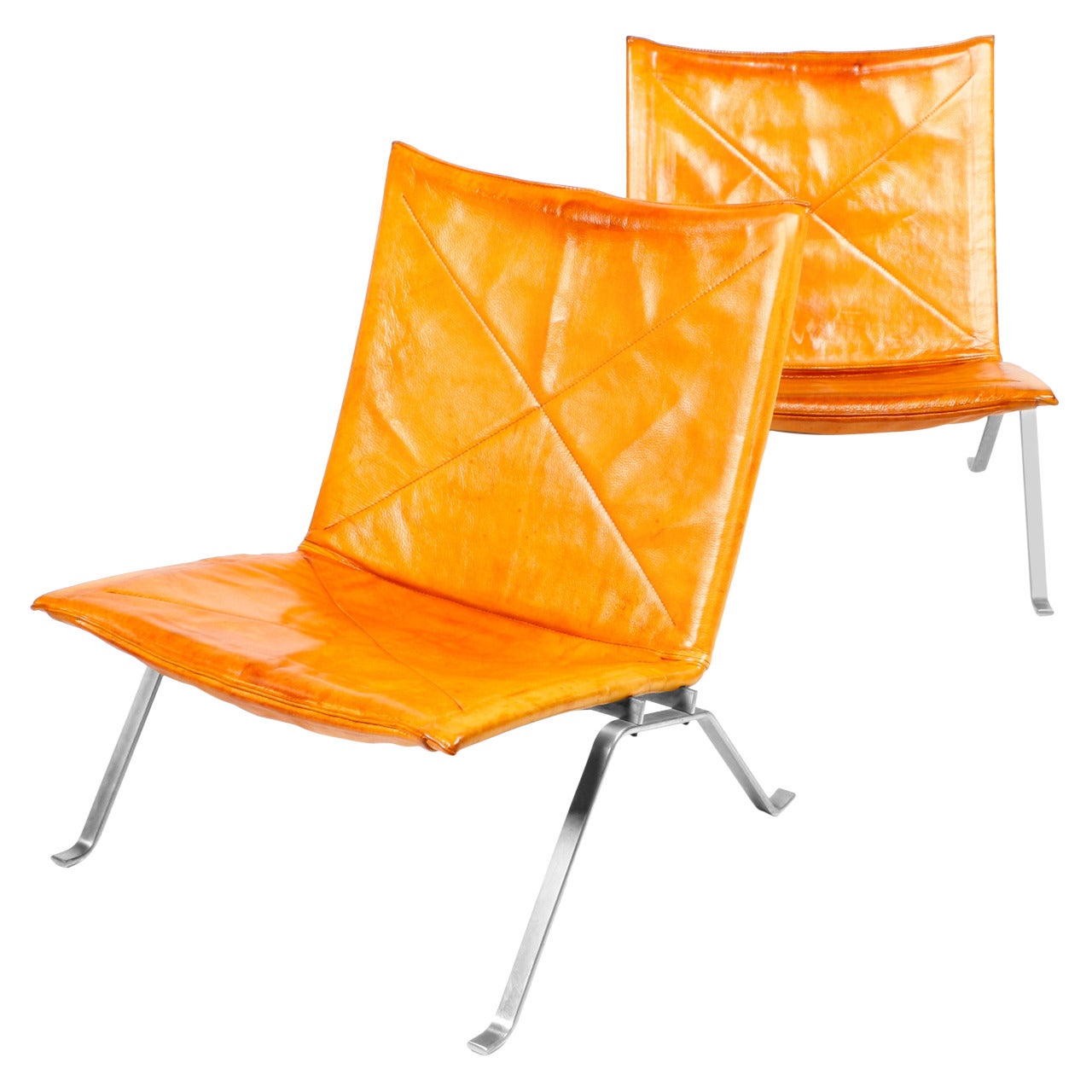 Two "PK 22" Easy Chairs in Patinated Leather