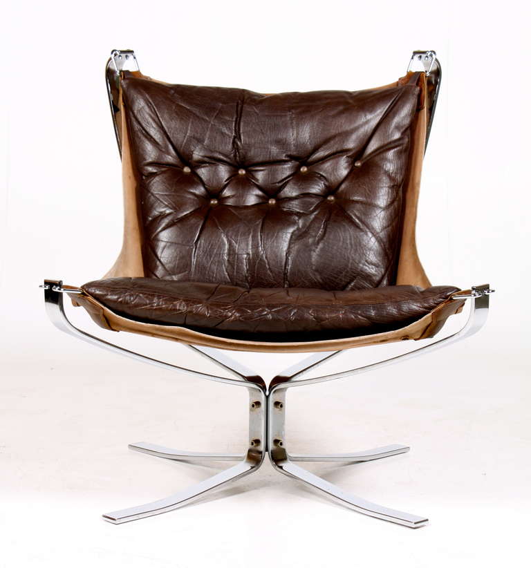 Scandinavian Modern Classic Falcon Chair