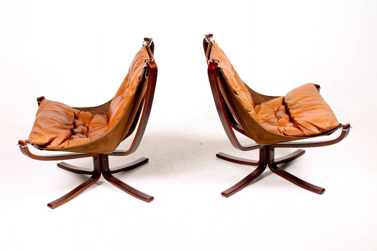 Scandinavian Modern Original Pair of Falcon Chairs