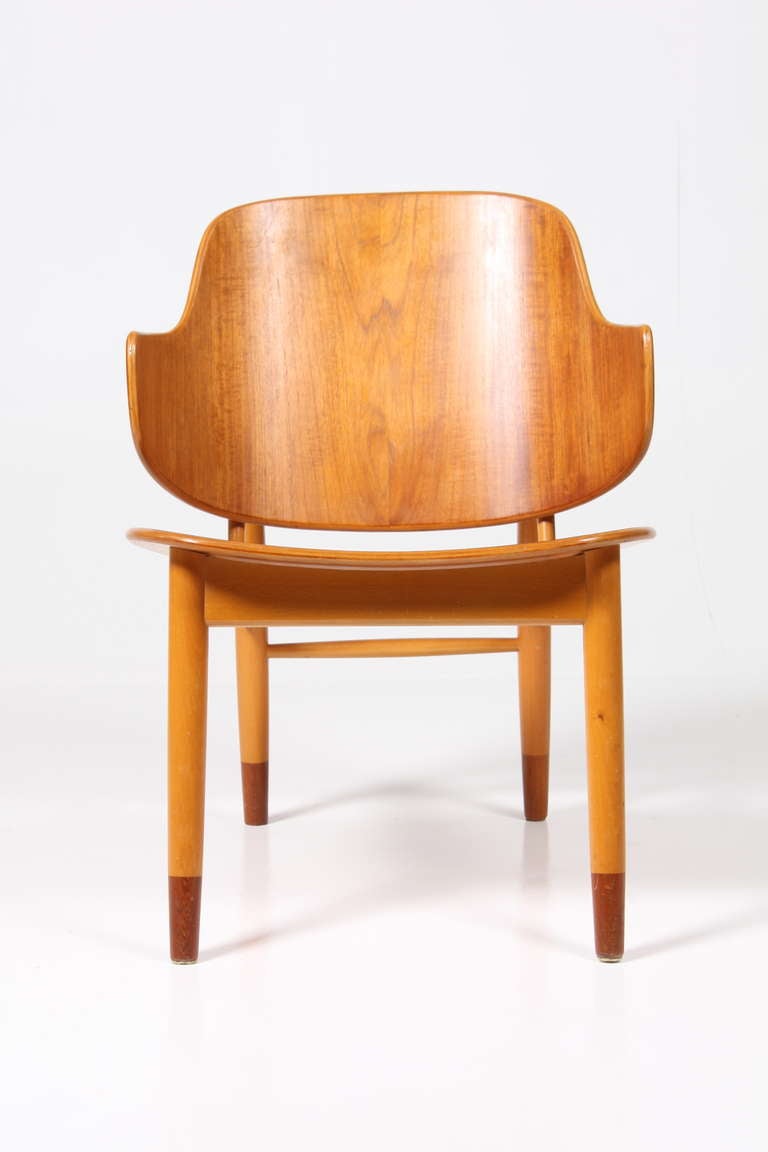 Sculptural Plywood Chair In Excellent Condition In Lejre, DK