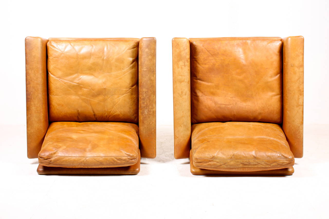 Pair of Lounge Chairs by Hans Olsen In Excellent Condition In Lejre, DK