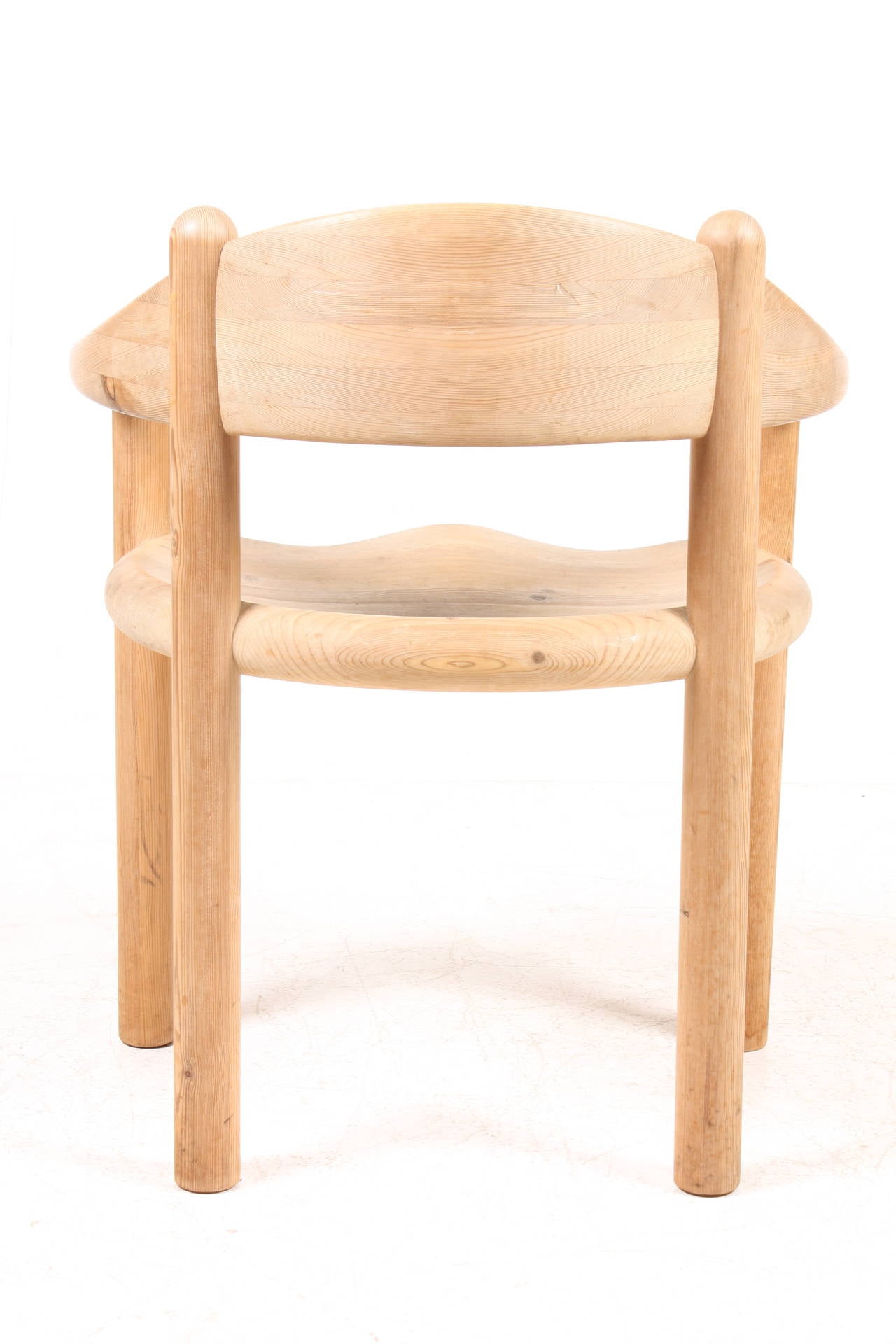 Group of Dining Chairs in Pine In Excellent Condition In Lejre, DK