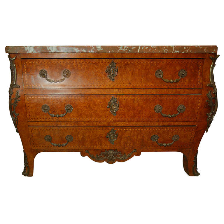 Hooker Furniture Living Room Red Bombe Chest 5102-85001 Hooker Furniture Living Room Red Bombe Chest 5102-85001