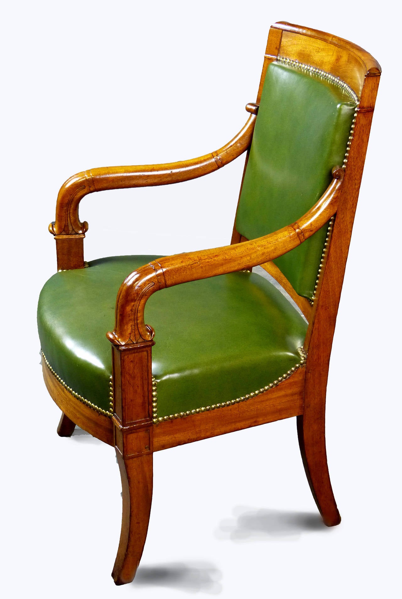 Mid-19th Century French Louis Philippe Armchair with Green Leather In Excellent Condition For Sale In Santander, ES