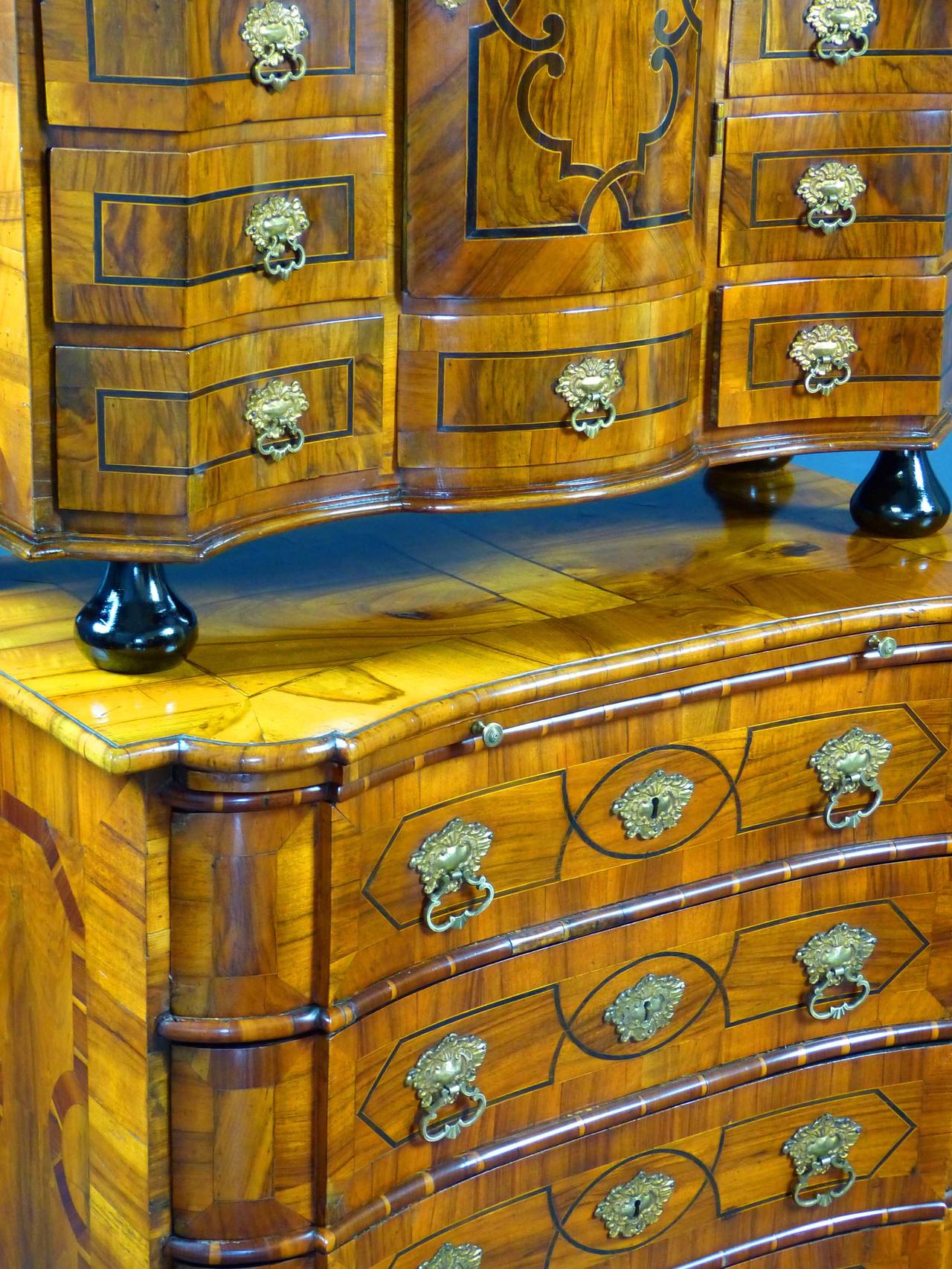 Petite South German Cabinet on Chest, 1760 3
