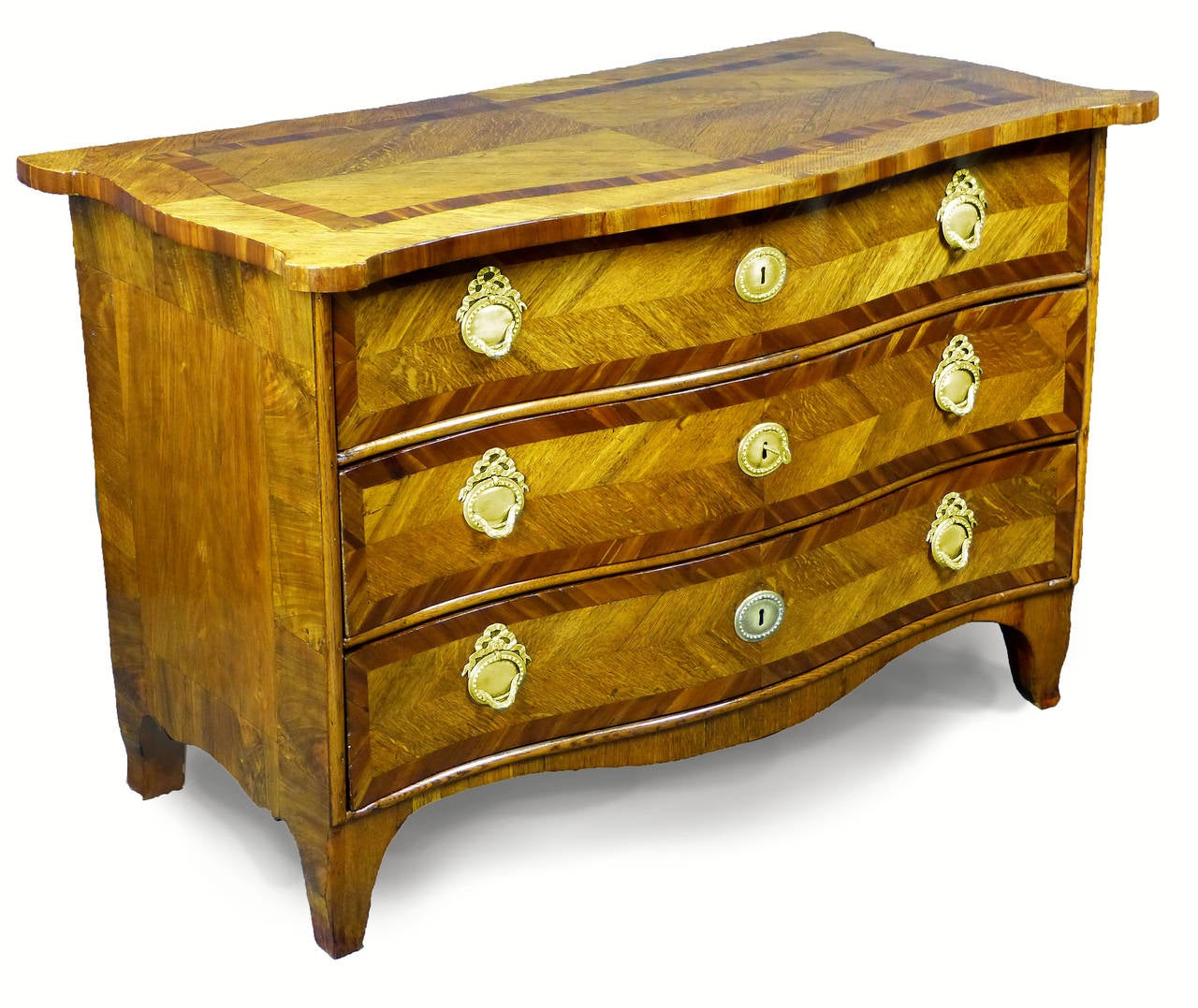 Mid-18th Century Flemish Baroque Serpentine Commode Chest of Drawers  In Excellent Condition In Santander, ES