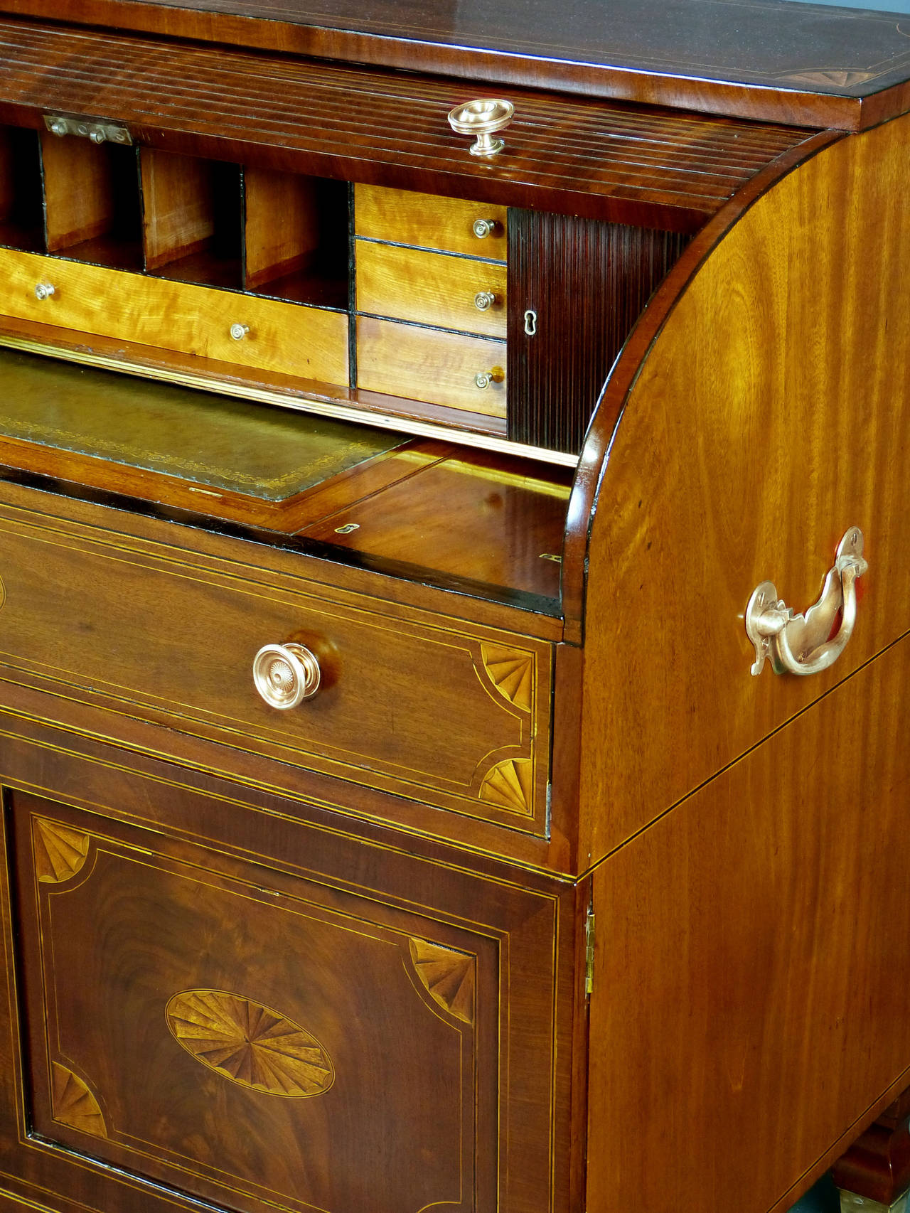 18th Century and Earlier Fine Georgian 18th Century Roll-Top Tambour Bureau Desk