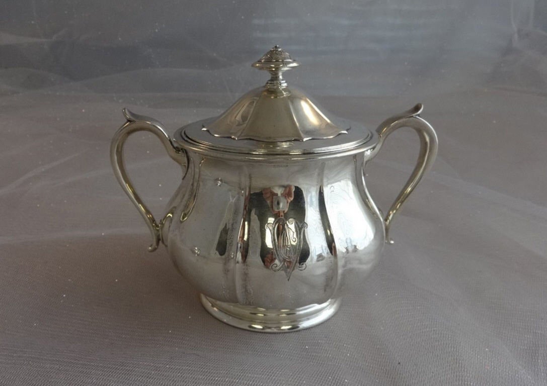 Arthur Stone Sterling Silver Tea Set Tilting Kettle on Cradle w Tray Hollowware In Excellent Condition For Sale In Big Bend, WI