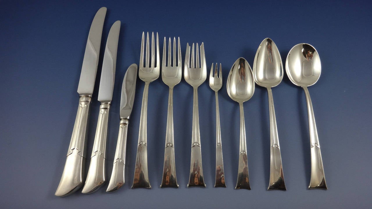 Exceptional linenfold by Tiffany sterling silver flatware set, 127 pieces. This set includes:

12 dinner size knives, 10