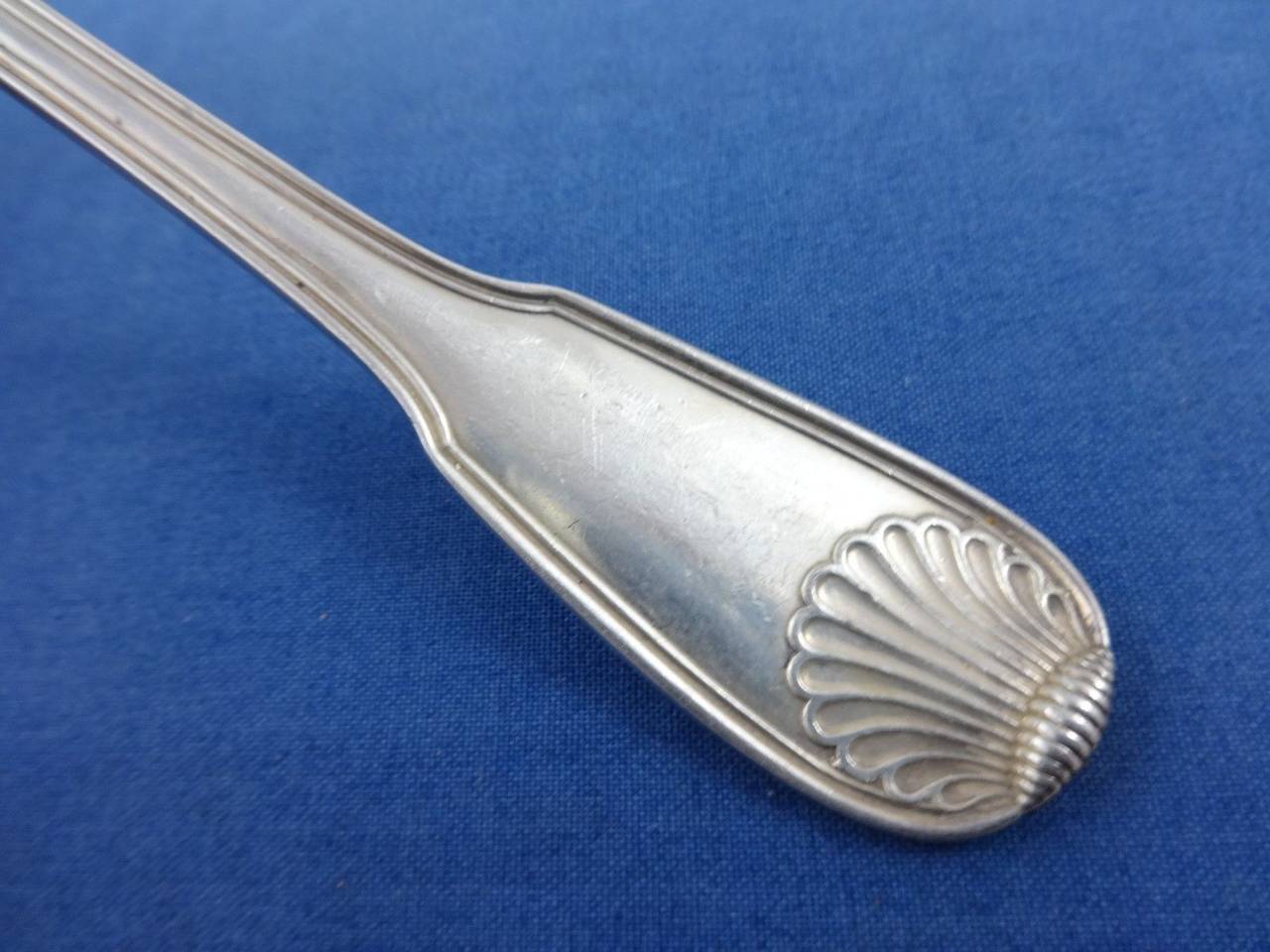 Service français de 52 pièces de couverts en argent sterling Sevigne par Puiforcat en vente 1