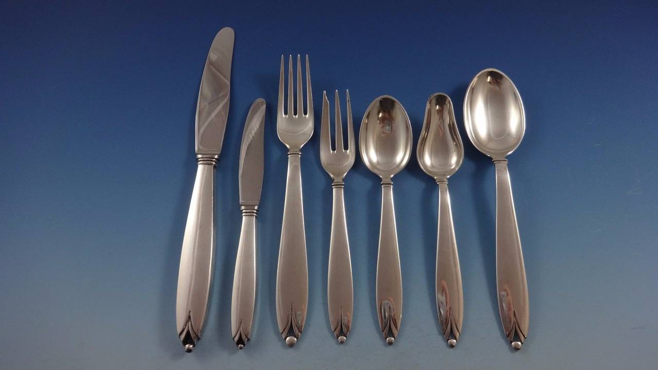 MADELEINE BY P. HERTZ DANISH MODERNISM sterling silver Flatware set - 92 pieces. This set is circa 1900-1920. Hertz was a crown jeweler, the name was enough to guarantee confidence. Excellent quality & design! This set includes:

12 KNIVES, 8