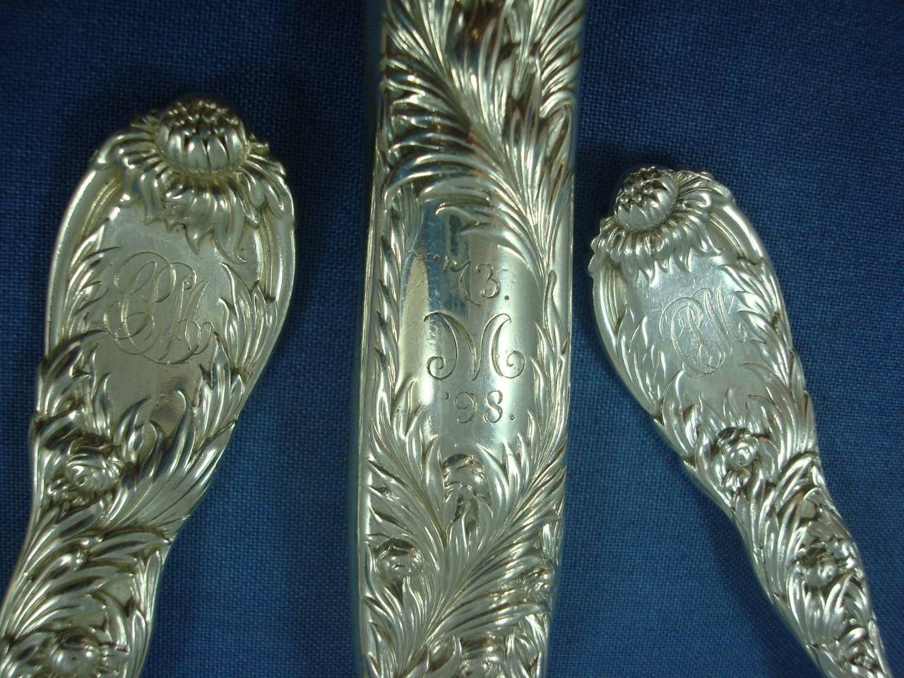 Chrysanthemum by Tiffany & Co. Sterling Silver Flatware Set Service, 60 Pieces In Excellent Condition In Big Bend, WI