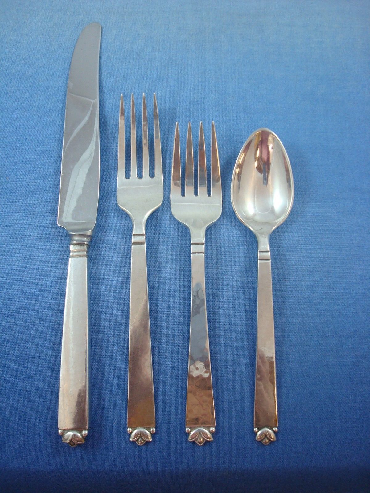 Oak Leaf Pitt Petri Old Newbury Crafters Sterling Silver Flatware Set 73 Pieces In Excellent Condition In Big Bend, WI