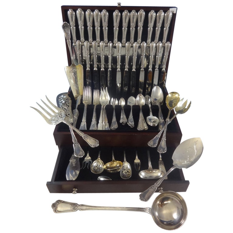 Beautiful monumental French 950 silver flatware set made by Heinin & Cie from 1896, Paris, 165 pieces. This set includes:

12 dinner size knives, 10 1/4
