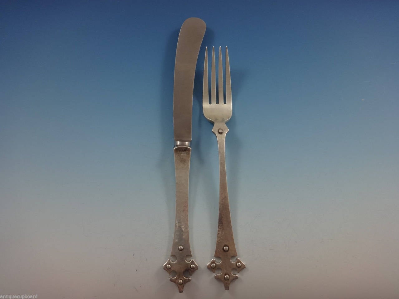 Crusader by Old Newbury Crafters, Sterling Silver Flatware Set Service 41 Pieces In Excellent Condition In Big Bend, WI