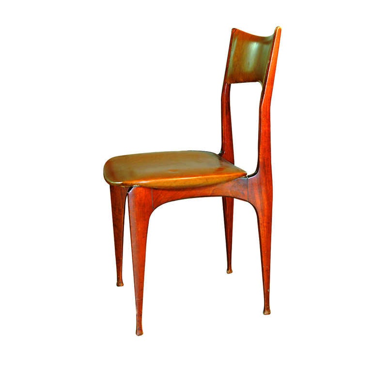 Beautiful and very rare Cassina 6 chairs design attributed to the architect Carlo de Carli, original label, original upholstery shipping cost it is including store to door worldwide.