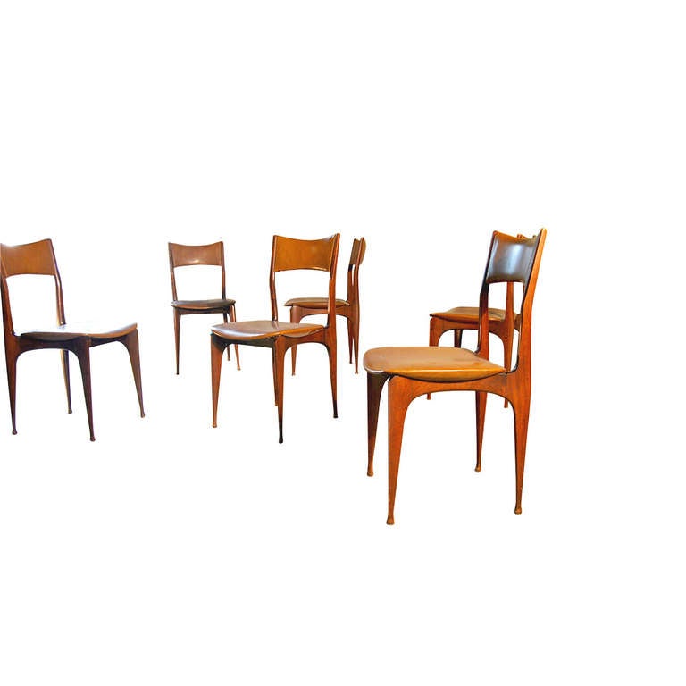 Mid-Century Modern Very Rare Cassina Chairs Design Attributed to Carlo de Carli
