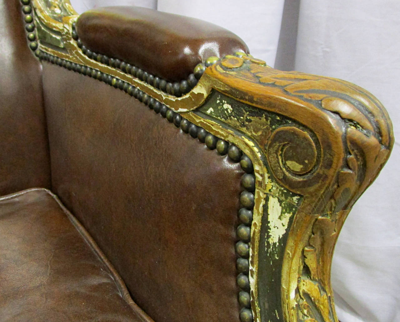 Louis XV Parcel-Gilt and Painted Carved Bergère 4