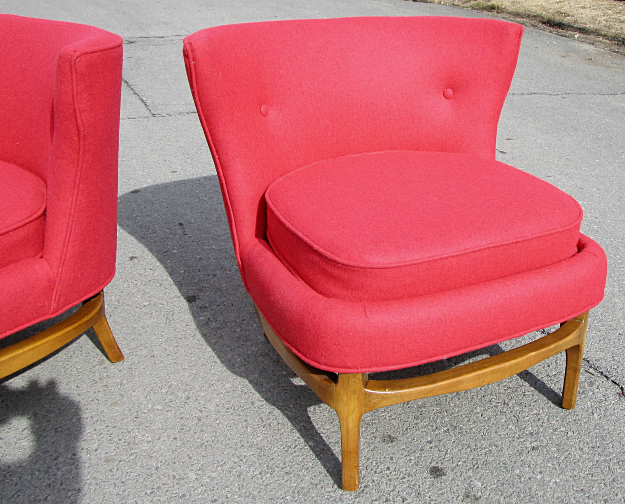 Chic Pair of Slipper Chairs In Excellent Condition In Hudson, NY