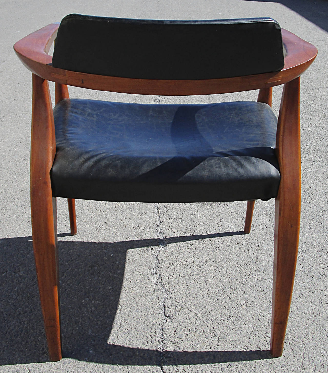 Teak Desk Chair by Ib Kofod Larsen In Good Condition In Hudson, NY