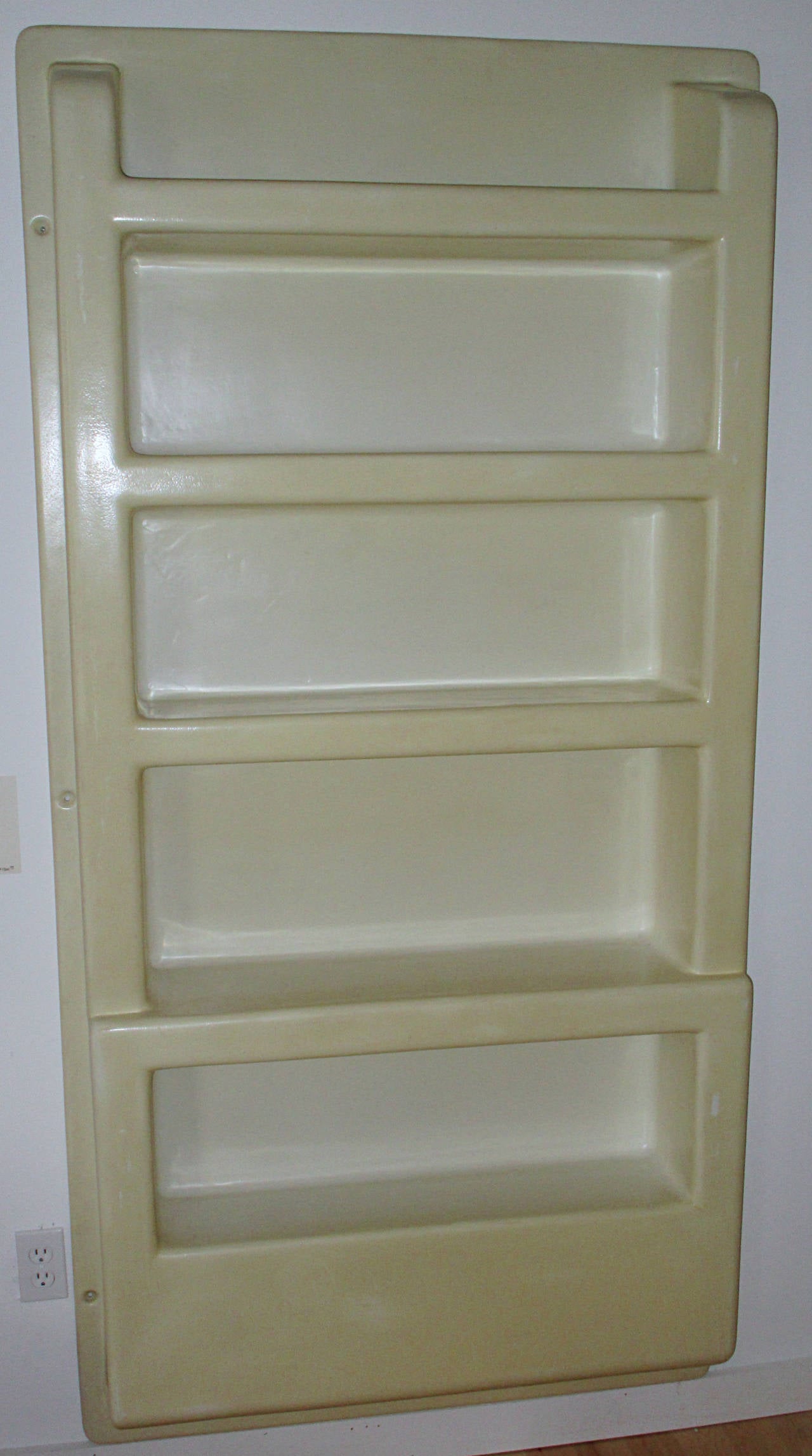 plastic wall shelves
