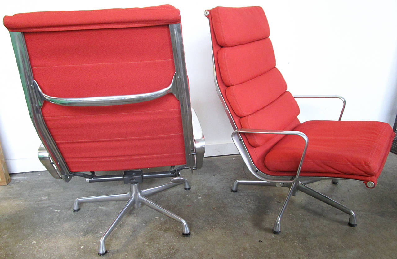 Charles and Ray Eames Soft Pad Executive Chair 1
