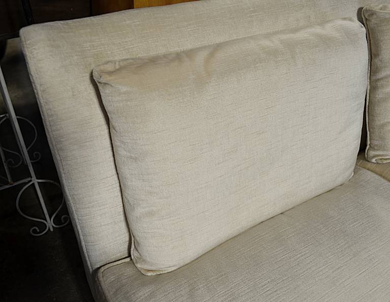 Paul McCobb Armless Loveseat for Directional Model 303 1/2 In Excellent Condition In Hudson, NY