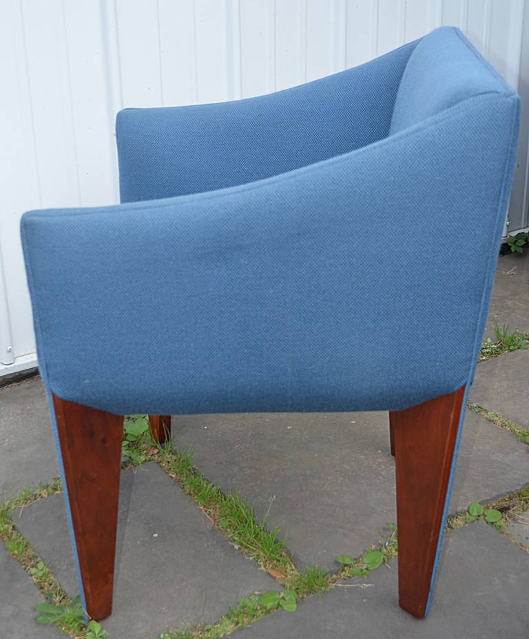 Mid-20th Century Pair of Italian Modernist Chairs For Sale