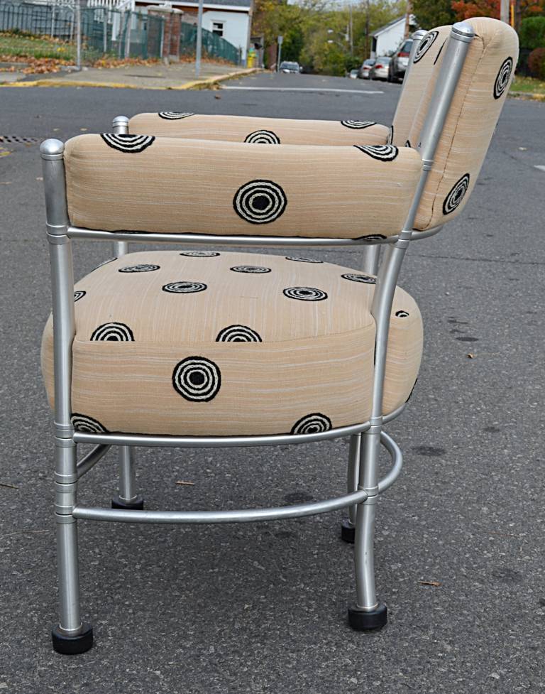 Pair of Warren McArthur Lounge Chairs 4