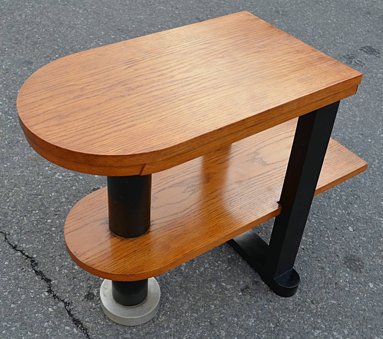 Unusual Deco Streamlined Side Table In Excellent Condition In Hudson, NY