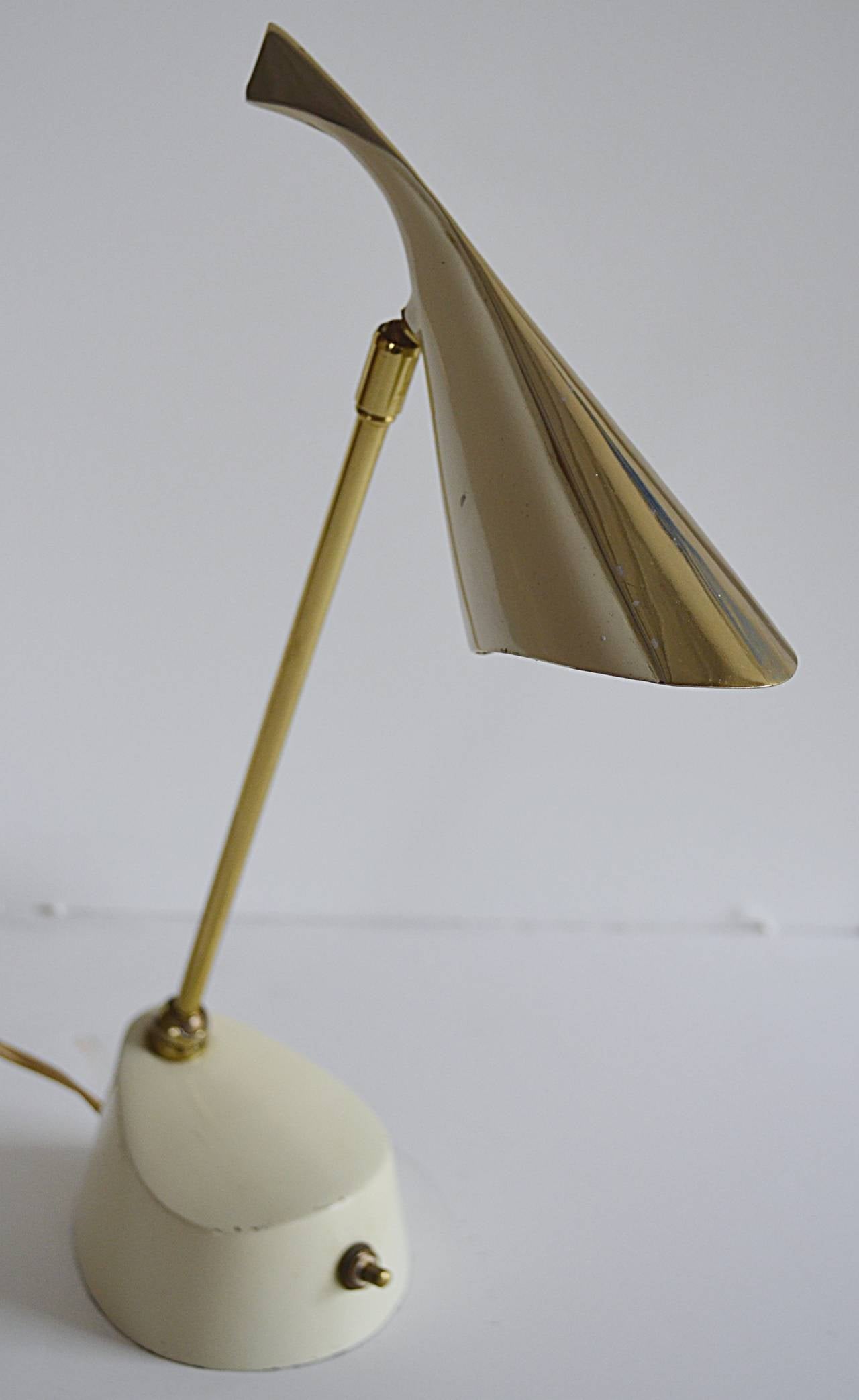 Versatile Laurel Petite Lamp 5