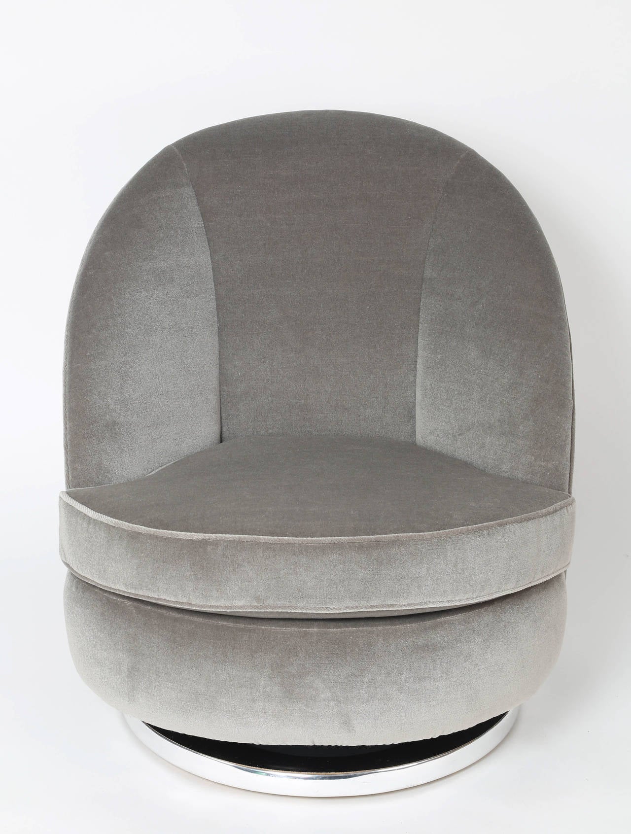 Chrome Milo Baughman Tilt and Swivel Lounge Chairs
