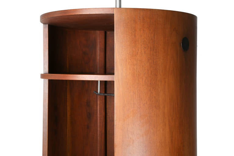 swivel wardrobe