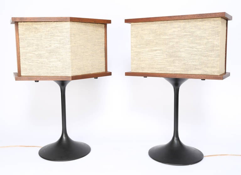 Pair of original production Bose 901 walnut speakers on Saarinen style pedestals, circa 1960s. Excellent original condition with amazing sound. These speakers are set up in our Brooklyn showroom so you can check out the sound in person. Bose