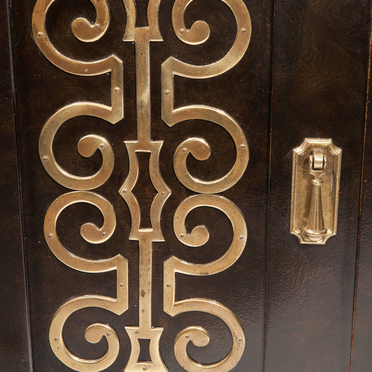 1960s Mastercraft Burl Two-Door Cabinet with Brass Trim 2