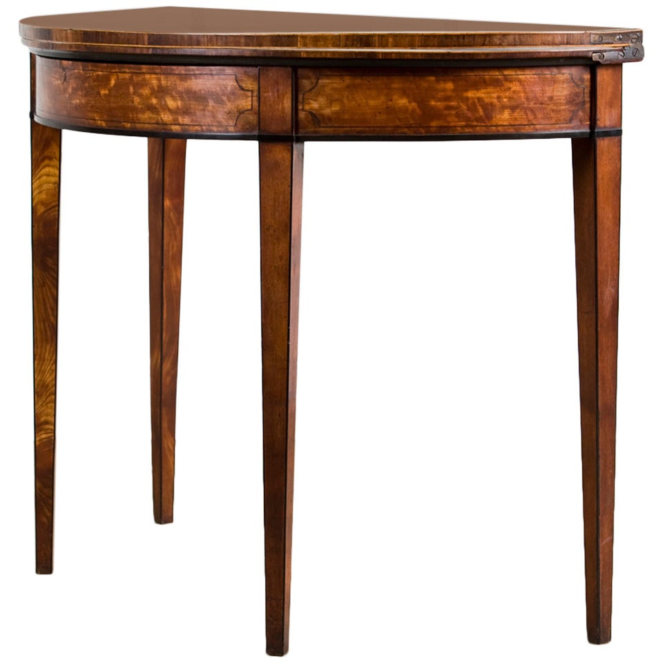 Satinwood Tea Table with Ebony Banding circa 1790 For Sale