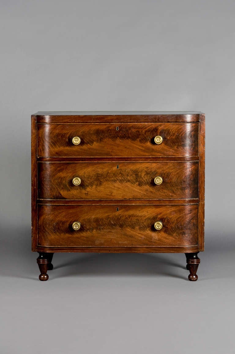 Commode en D de style Régence, vers 1810