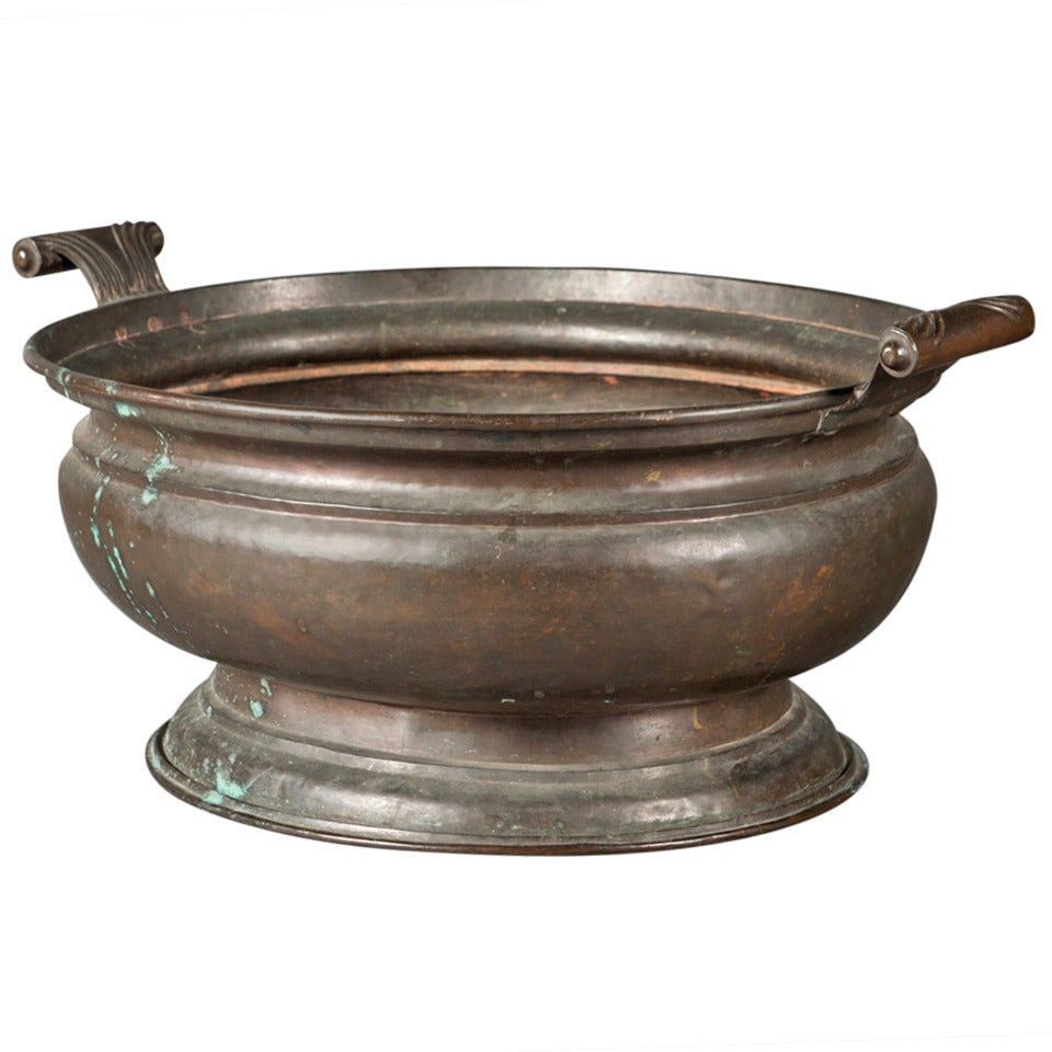 Late 18th Century Copper Twin Handled Jardiniere with Tapered Oval Body Raised on Oval Foot For Sale