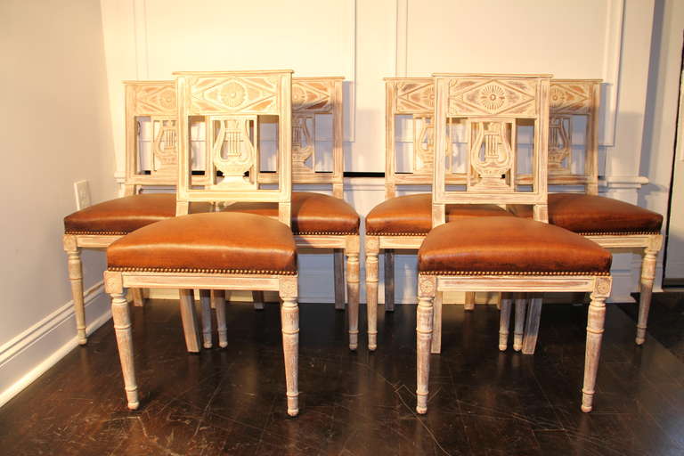 Set of Six French Lyre Back Dining Chairs In Excellent Condition For Sale In Cambridge, MA