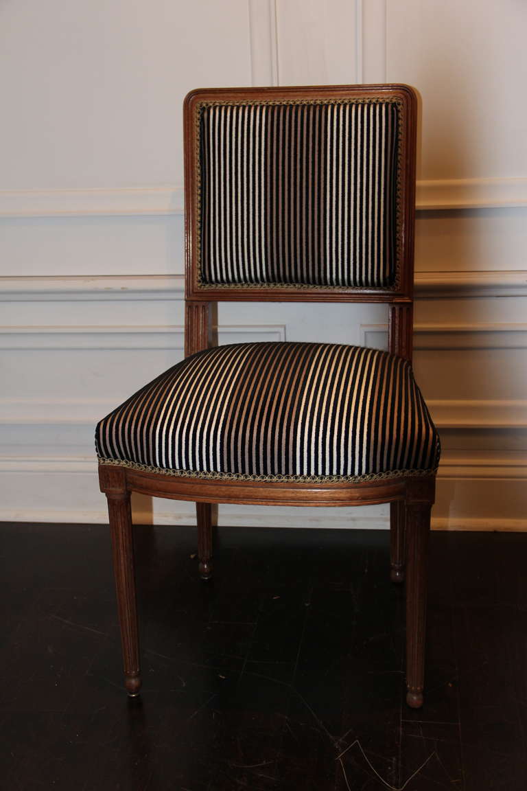 Set of Six French Louis XVI Dining Chairs For Sale 2