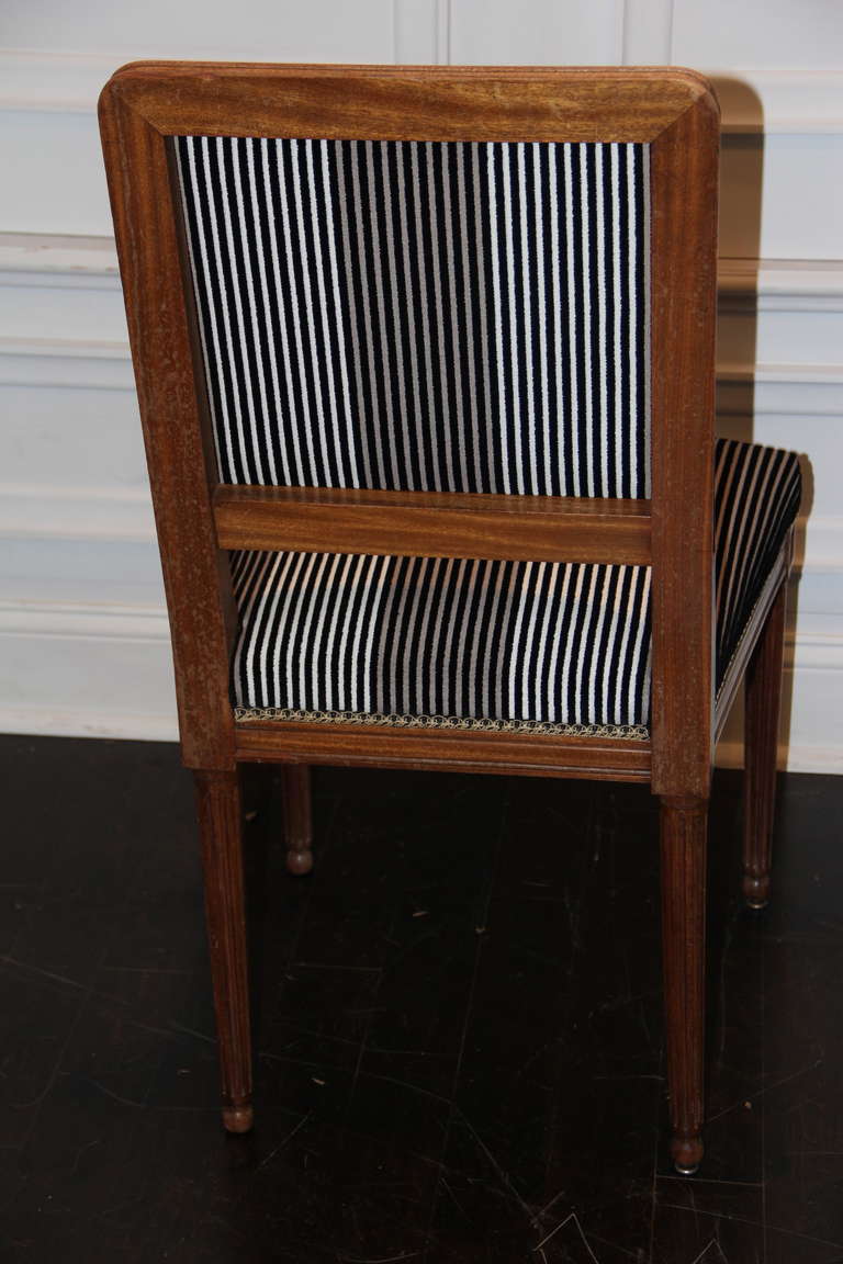 Set of Six French Louis XVI Dining Chairs For Sale 4