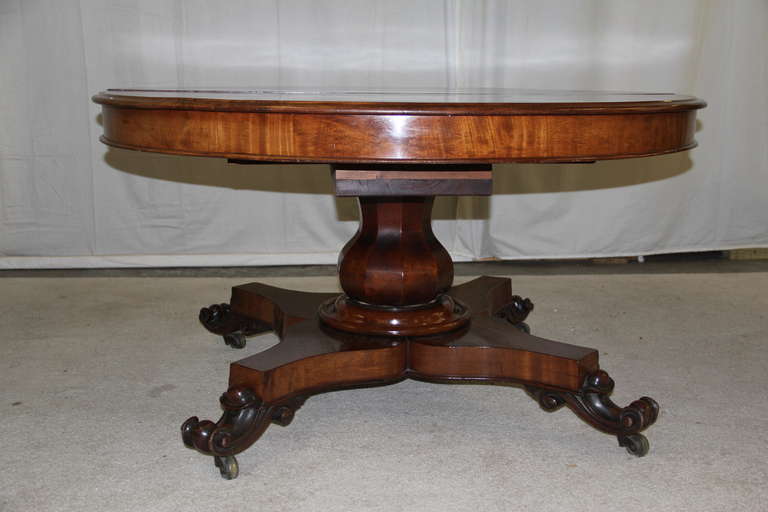 Extendable Mahogany Pedestal Dining Table For Sale 3