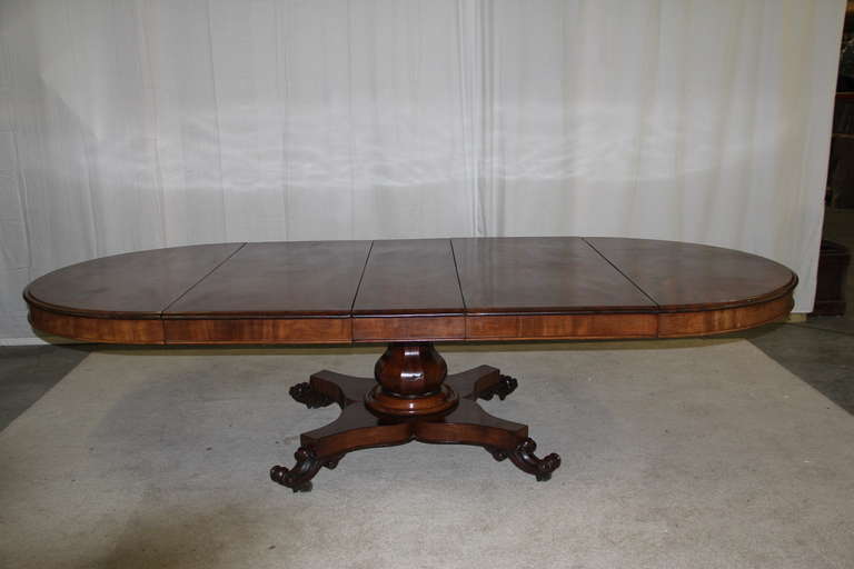 English Extendable Mahogany Pedestal Dining Table For Sale