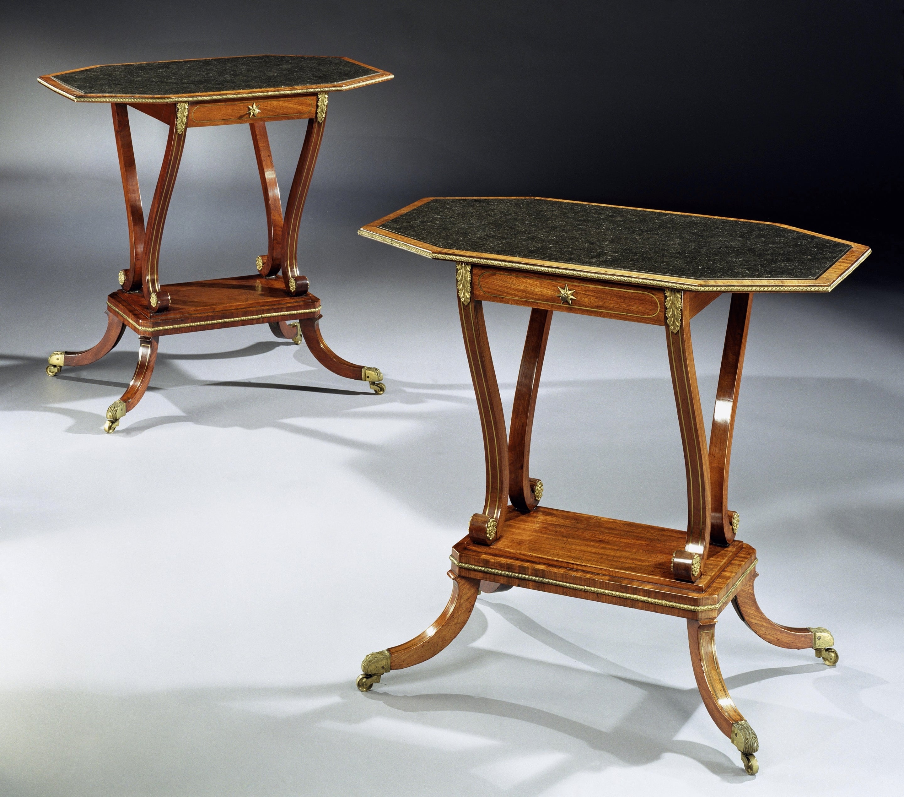 A Pair of Regency Mahogany Side Tables  (4415221) For Sale