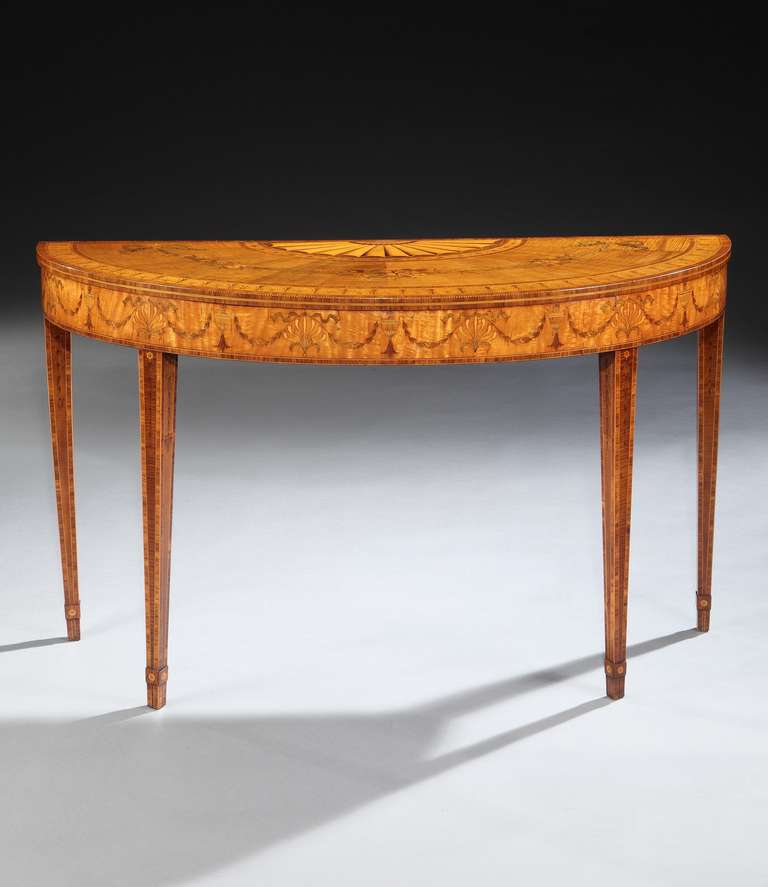 A Pair of Irish George III Side Tables Attributed to William Moore (441001DMW) In Excellent Condition For Sale In London, GB