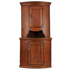 18th Century Corner Cabinet with Original Feather Painted Finish 5